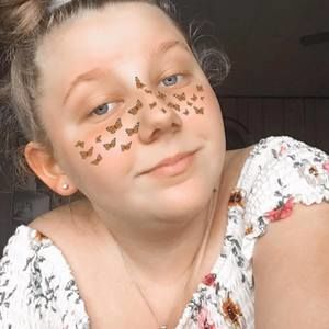 Meet your Posher, Caroline